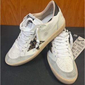 Ball Star Low Top Sneaker (Women)
Golden Goose Size 37